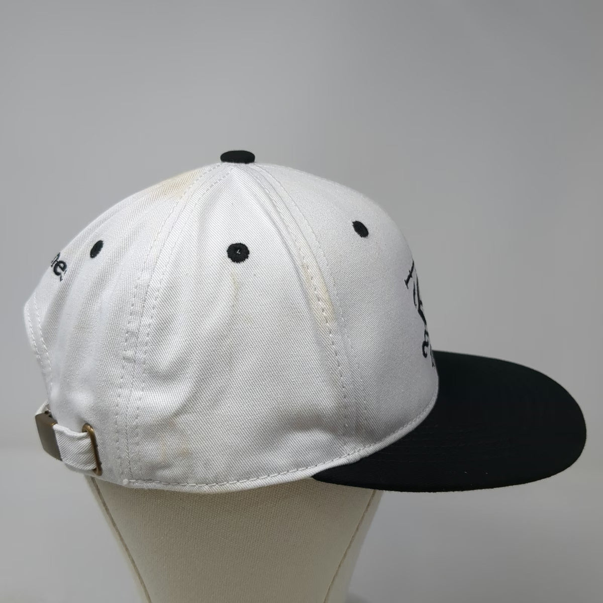 Hennessy NBA Rymaco Cap White Black Bras Arme Official Spirit 1765 Strapback Hat