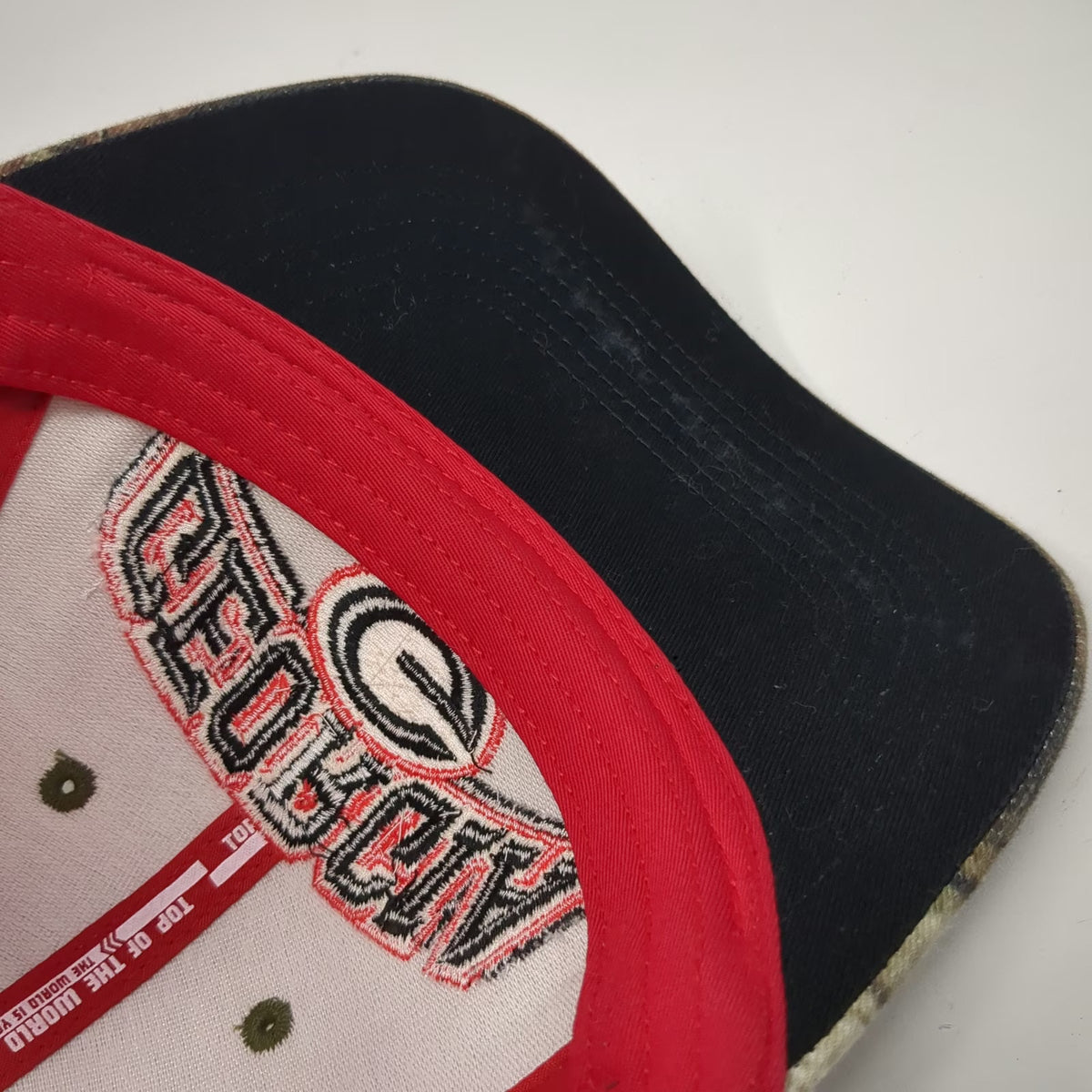 Top of the World Georgia Bulldogs NCAA Trucker Hat Red Camo Snapback One Size