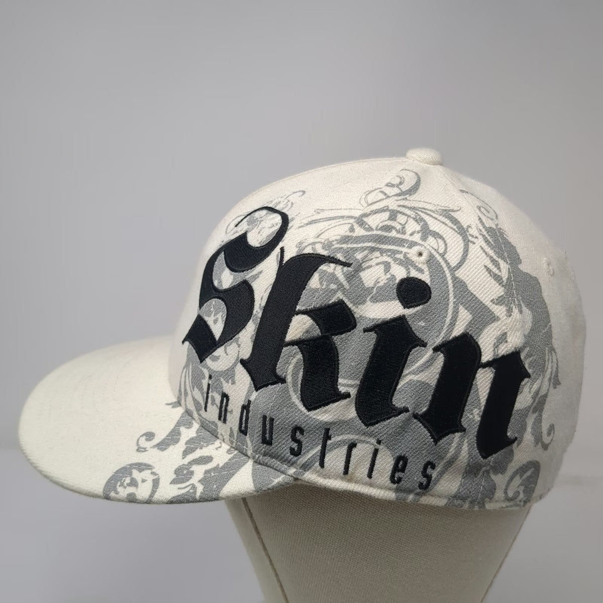 Skin Industries Baseball Cap White 7 1/4 Fitted Pinup Girl Filigree Graphic Hat