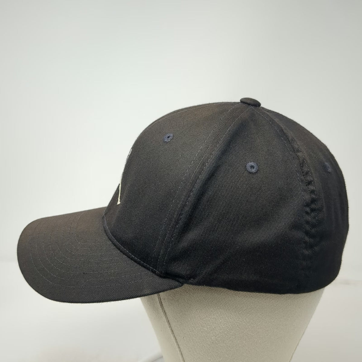 Jordan Baseball Cap Black XL Jumpman Logo Flexfit Structured Curved Brim Hat