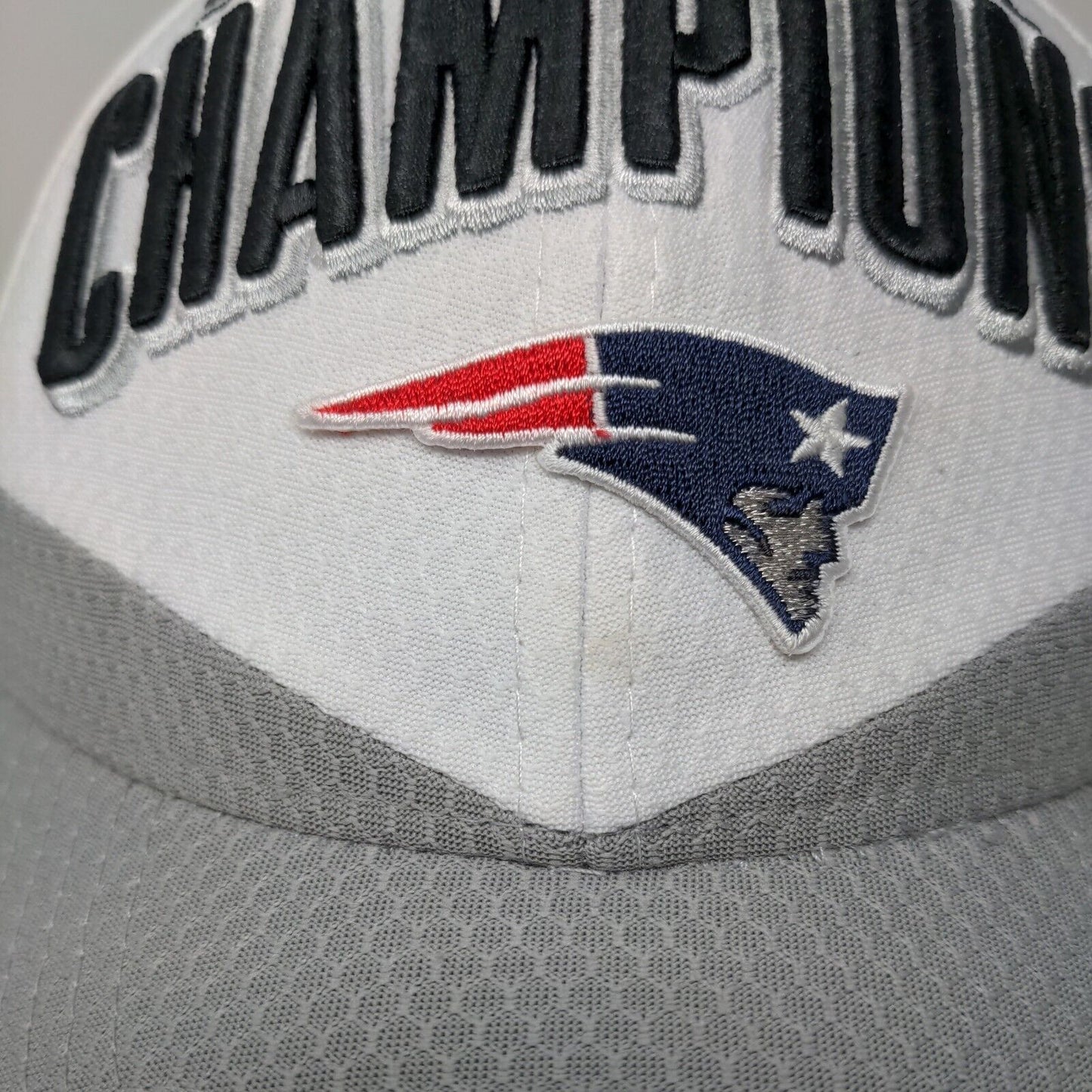 New Era Men's Snapback Hat White Gray 9Forty SuperBowl LIII Patriots Embroidered