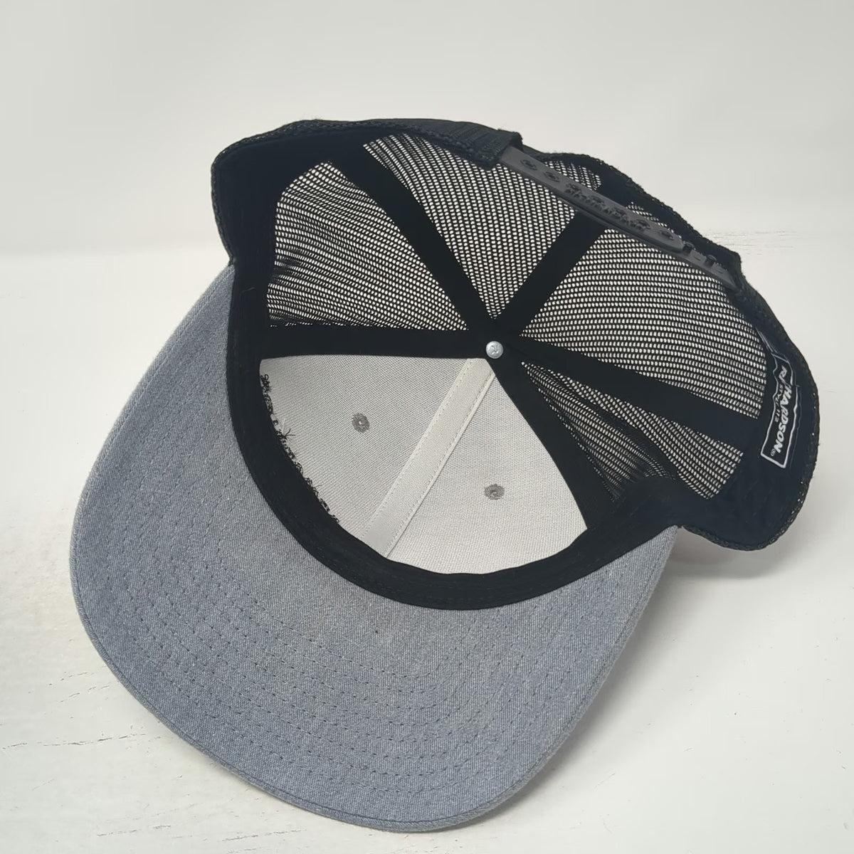 Richardson Trucker Hat Gray One Size Snapback Mesh Armadillo Premier Builder