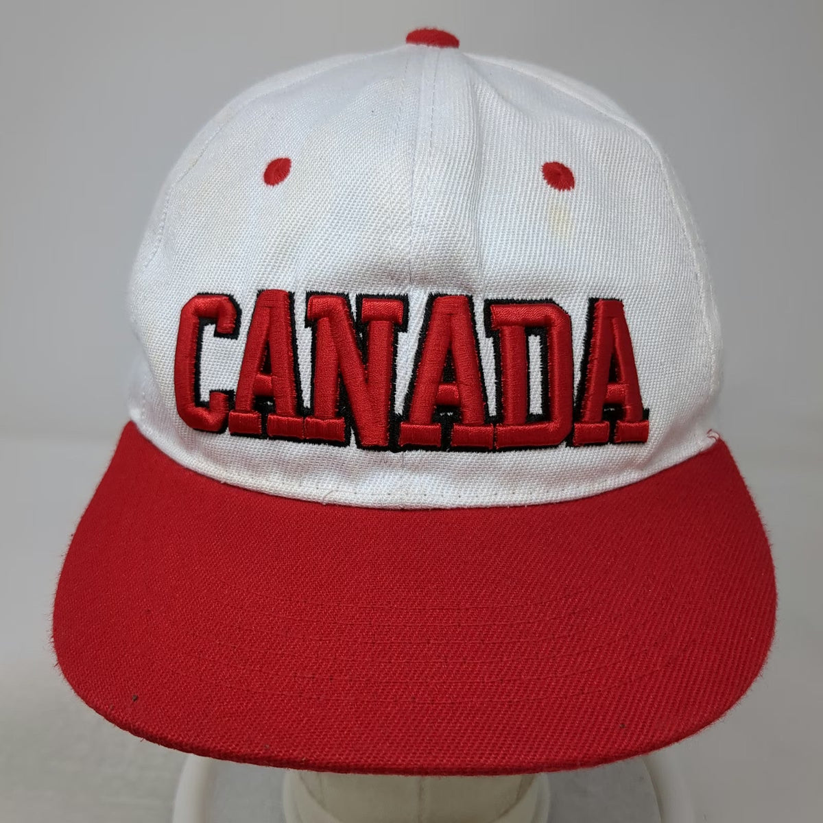 Snapback Hat White Red One Size Canada Embroidered Flat Brim Two Tone 6 Panel
