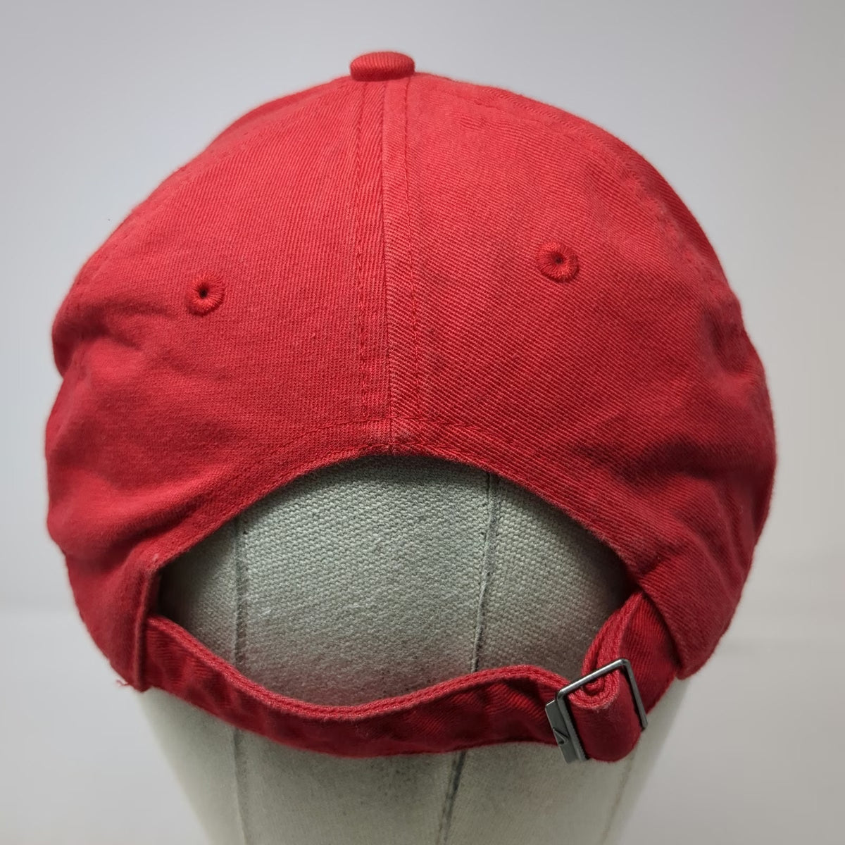 Nike Baseball Cap Red One Size Adjustable Slideback Embroidered Swoosh Logo Hat
