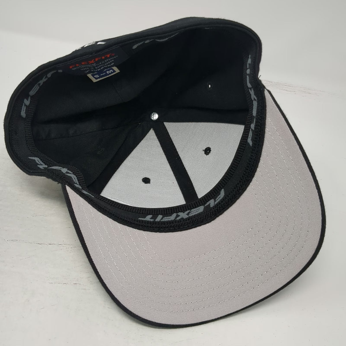 Flexfit Baseball Cap Black M SpaceX Logo Embroidered Aerospace Rocket Fitted Hat