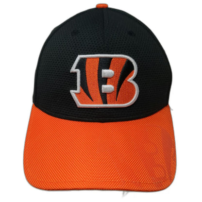 New Era Cincinnati Bengals NFL Cap Hat Black Orange M 39THIRTY Embroidered Mesh