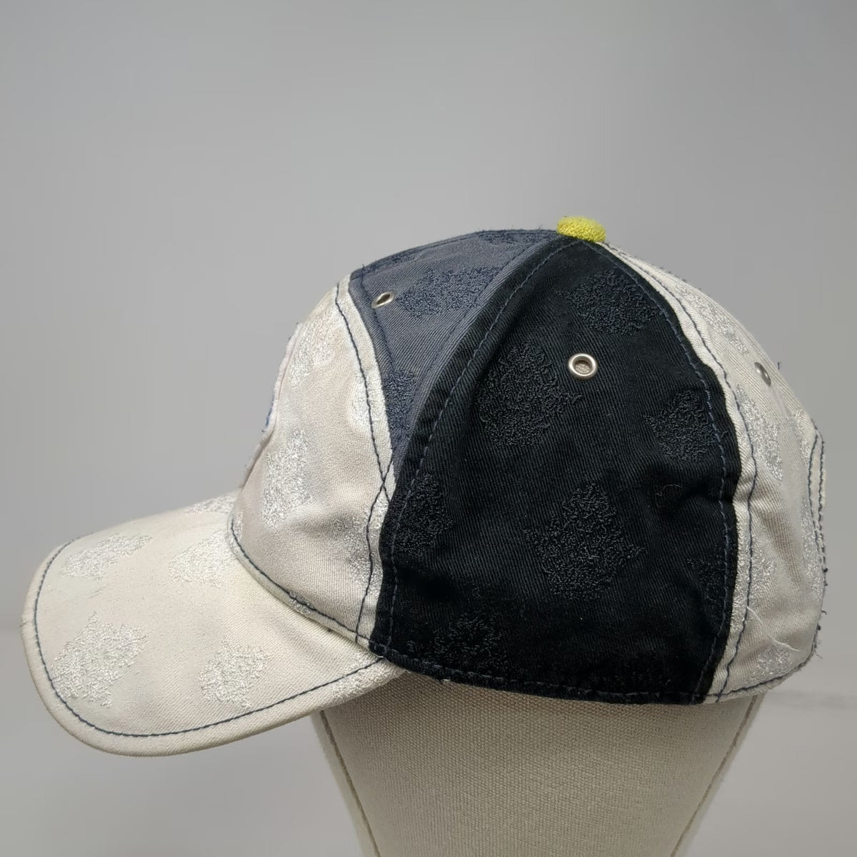 Robert Graham Baseball Cap White Black Blue One Size Floral Damask Pattern hat