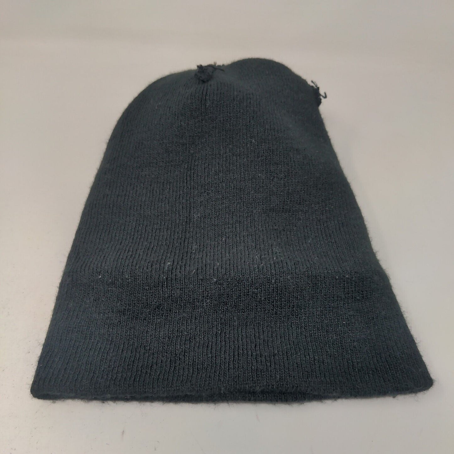 Unbranded Men's Knit Beanie Hat Black Embroidered Gold D Logo