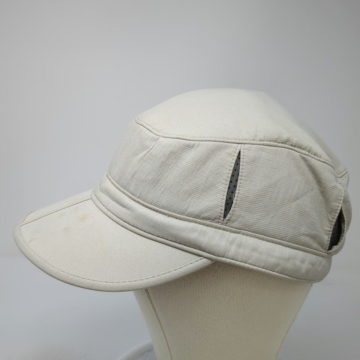 Sunday Afternoons Army Cap Beige L Nylon Toggle Mesh Vents Lightweight Sun Hat
