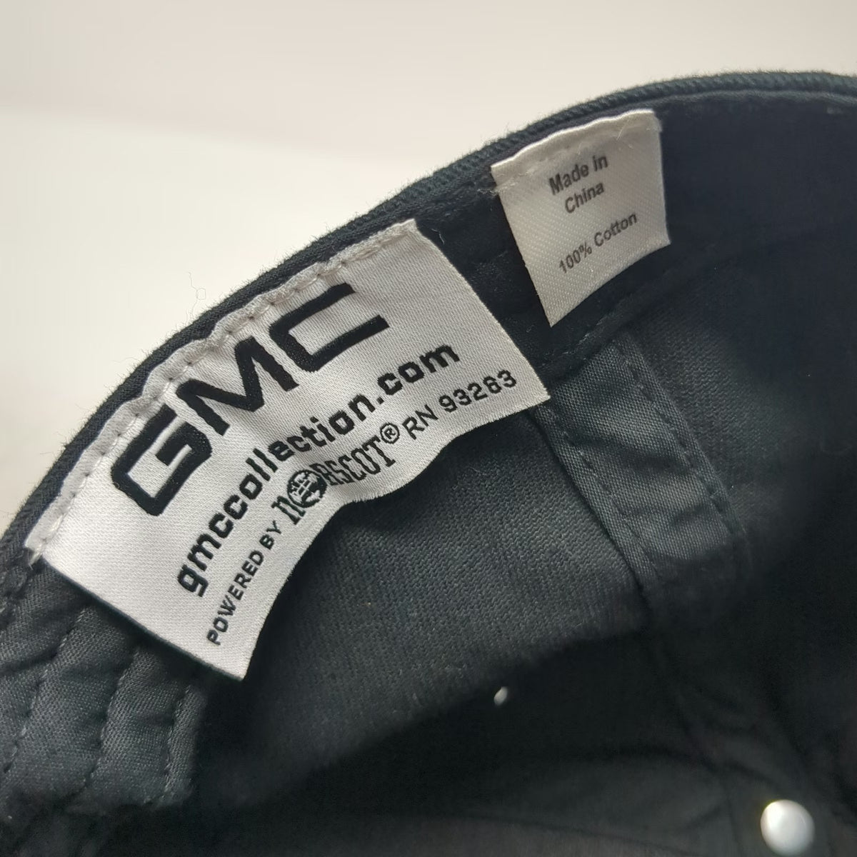 GMC AT4 5 Panel Black Hat One Size Snapback Rope Cotton Gray Brim Logo Graphic