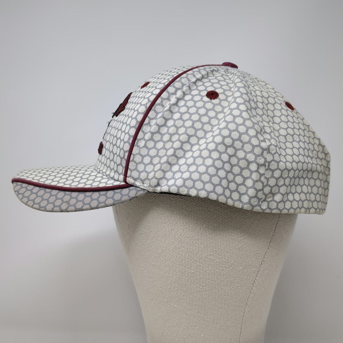 Buck's Bags Baseball Cap Gray Red XL Centennial Patriots Honeycomb Fitted Hat