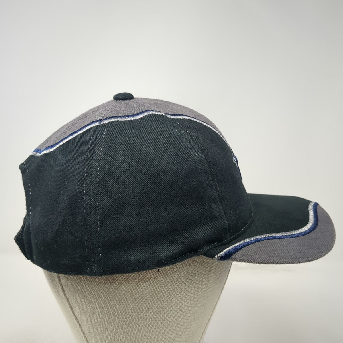 Dallas Cowboys NFL ANNCO Black Gray Blue One Size Strapback Baseball Cap Star