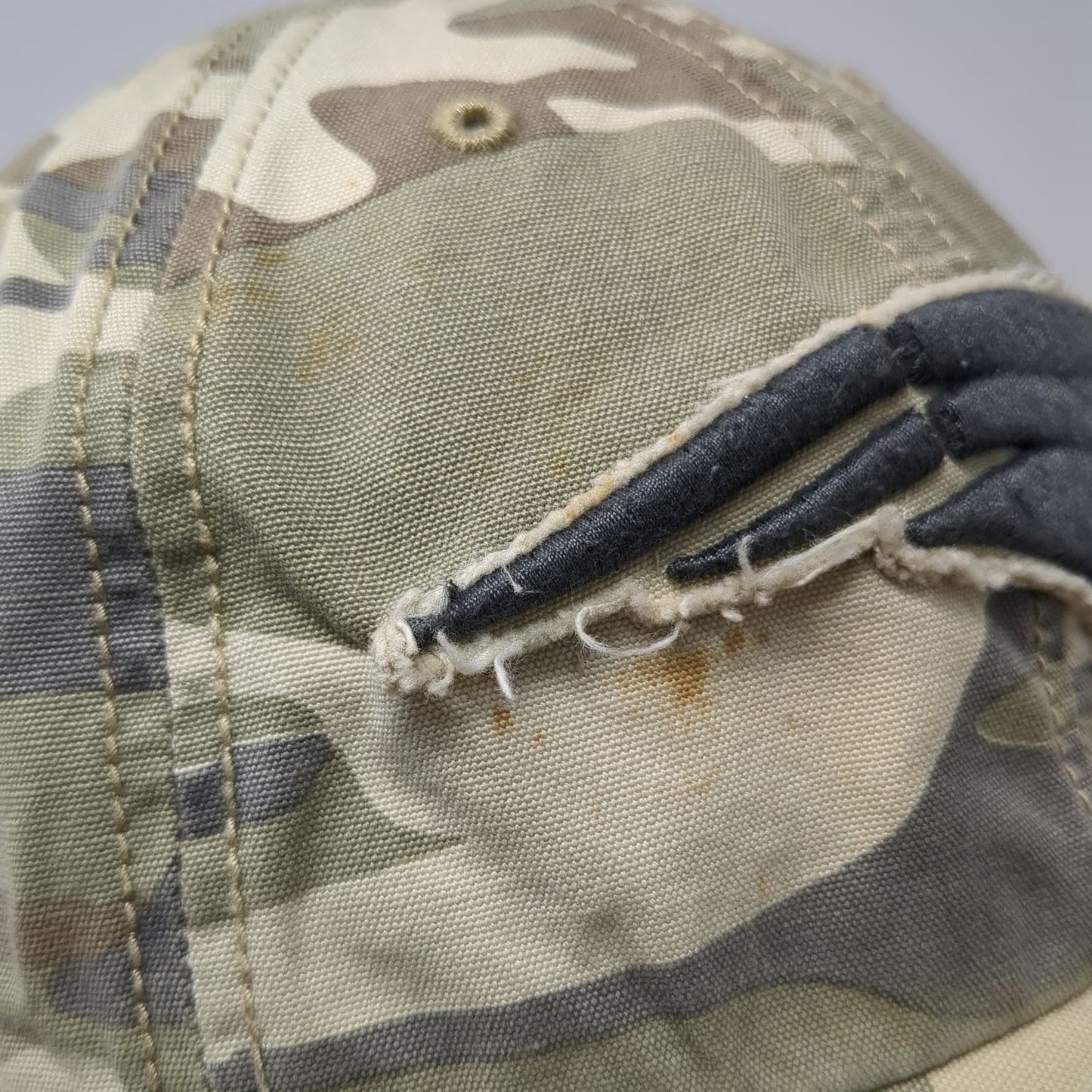 47 Brand NFL New England Patriots Cap Green L Camo Raw Edge Patch Franchise Hat