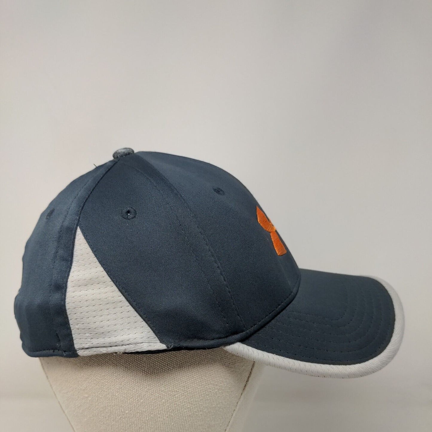 Under Armour Golf Fitted Hat Blue M/L Breathable Vented Holes 6 Panel