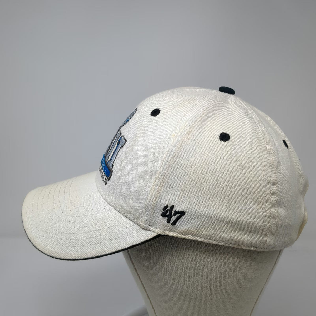'47 NFL Super Bowl LII Minnesota White Hat One Size Adjustable Strap Embroidered