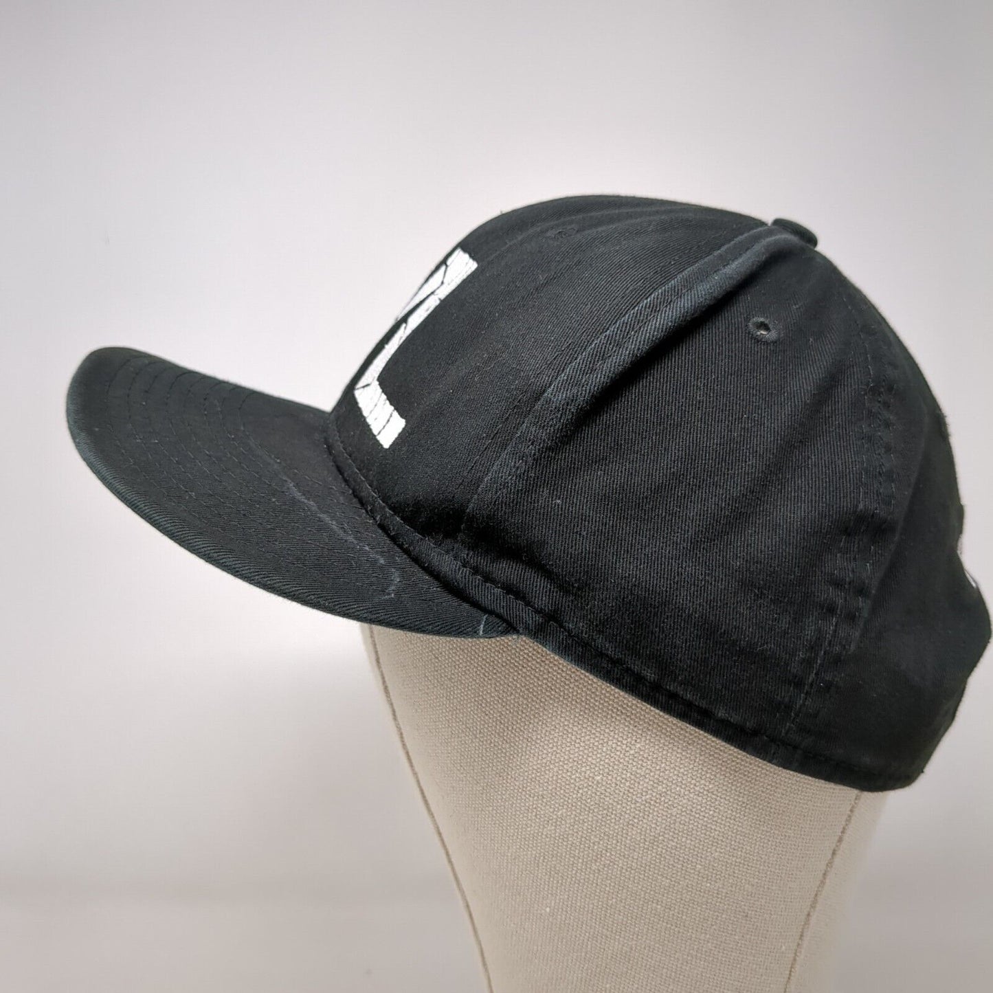 EVL Body Building Com. Snapback Hat Black OSFM Adjustable 9Fifty New Era Cotton