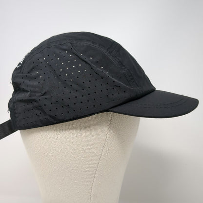 DYX Bace Camp 5 Panel Black Hat OSFM Perforated Performance Runner Adjustable