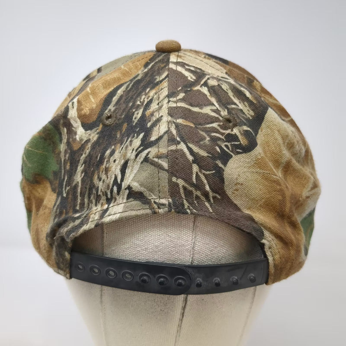 Mrs. Doe Pee's Brown Camo Snapback Hat OS Made in USA Embroidered Cap Vintage