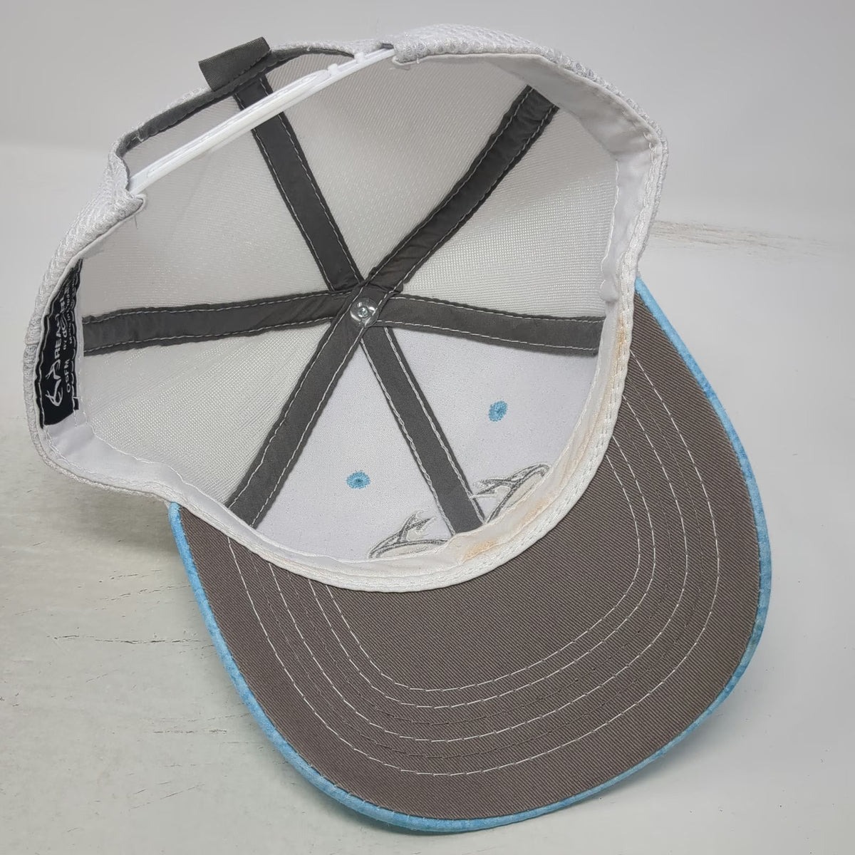 Realtree Fishing Blue Trucker Hat One Size Mesh Snapback Camo Fish Hook Logo