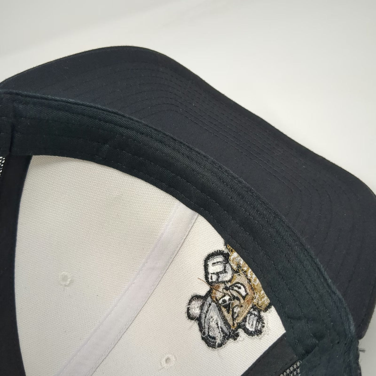 Richardson Trucker Hat Black One Size Mesh Snapback USA Flag Spuds Baseball Logo