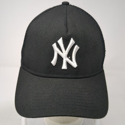 New York Yankees MLB New Era Trucker Hat Black One Size Mesh Snapback NY Logo