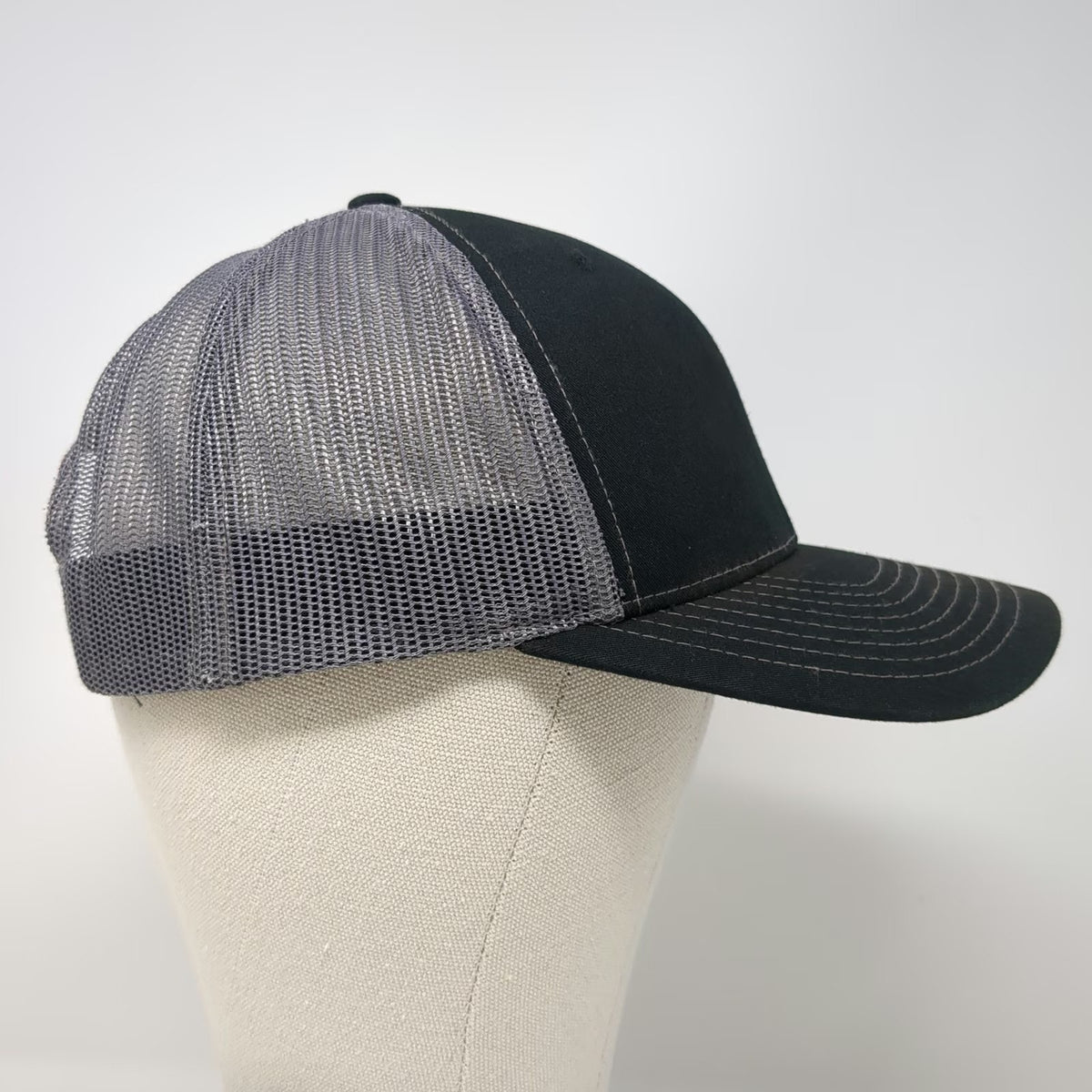 Richardson Trucker Hat Black One Size Snapback Gray Mesh Cherry Gulch Logo Blue