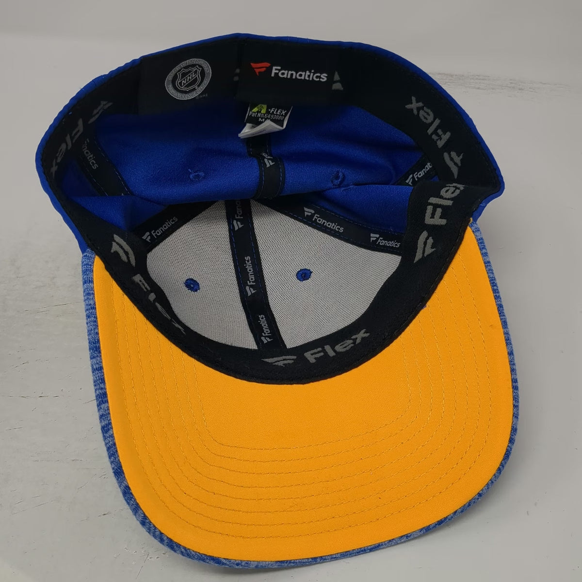 St. Louis Blues NHL Fanatics Cap Blue Yellow L Stretch Fit Flex Curved Brim Hat
