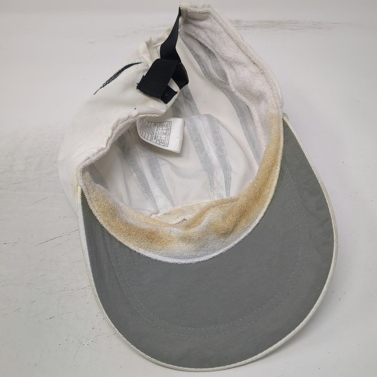 Nike Baseball Cap White One Size Mesh Panel Technical Adjustable Strapback Hat