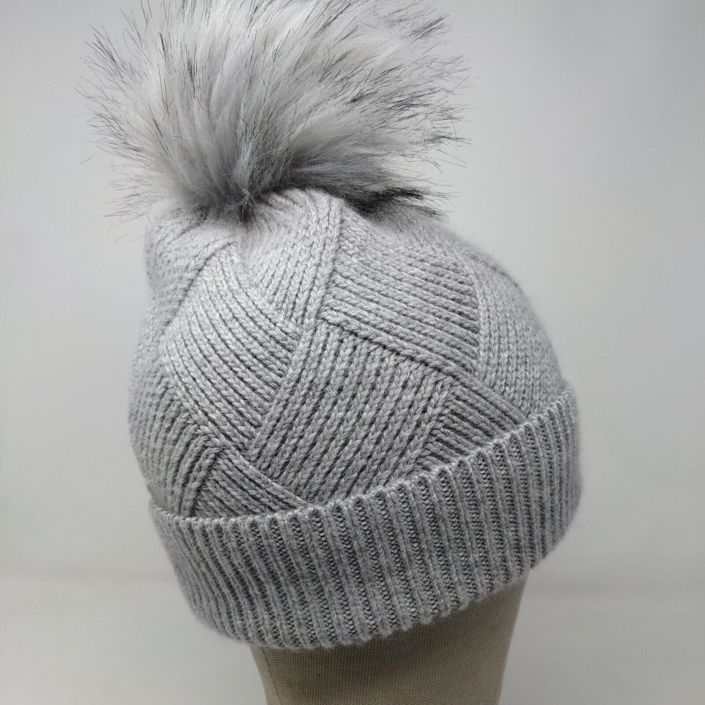 Norla Canada Women's Knit Beanie Hat Cap Gray Pom Pom Alpaca Acrylic Blend