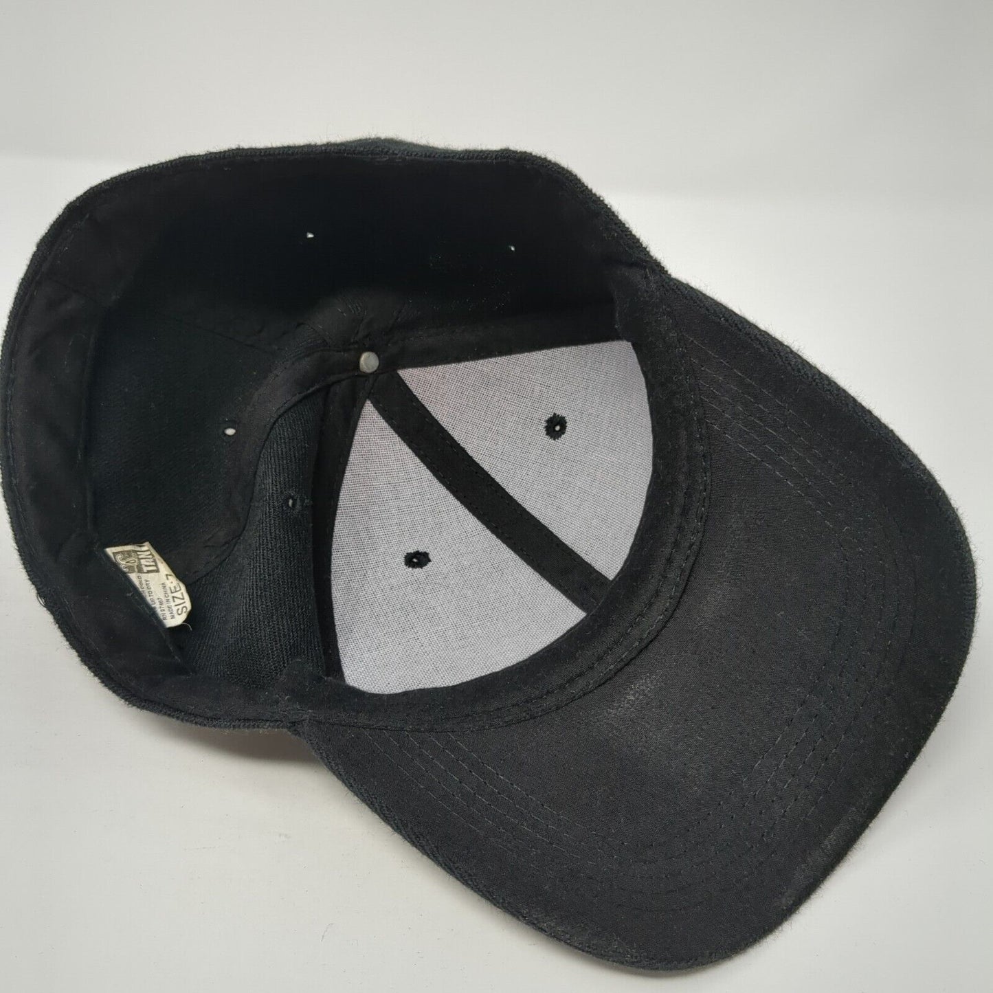 Unbranded Fitted Hat Black 7 1/4 Solid Vent Holes Outdoor Blank 6 Panel