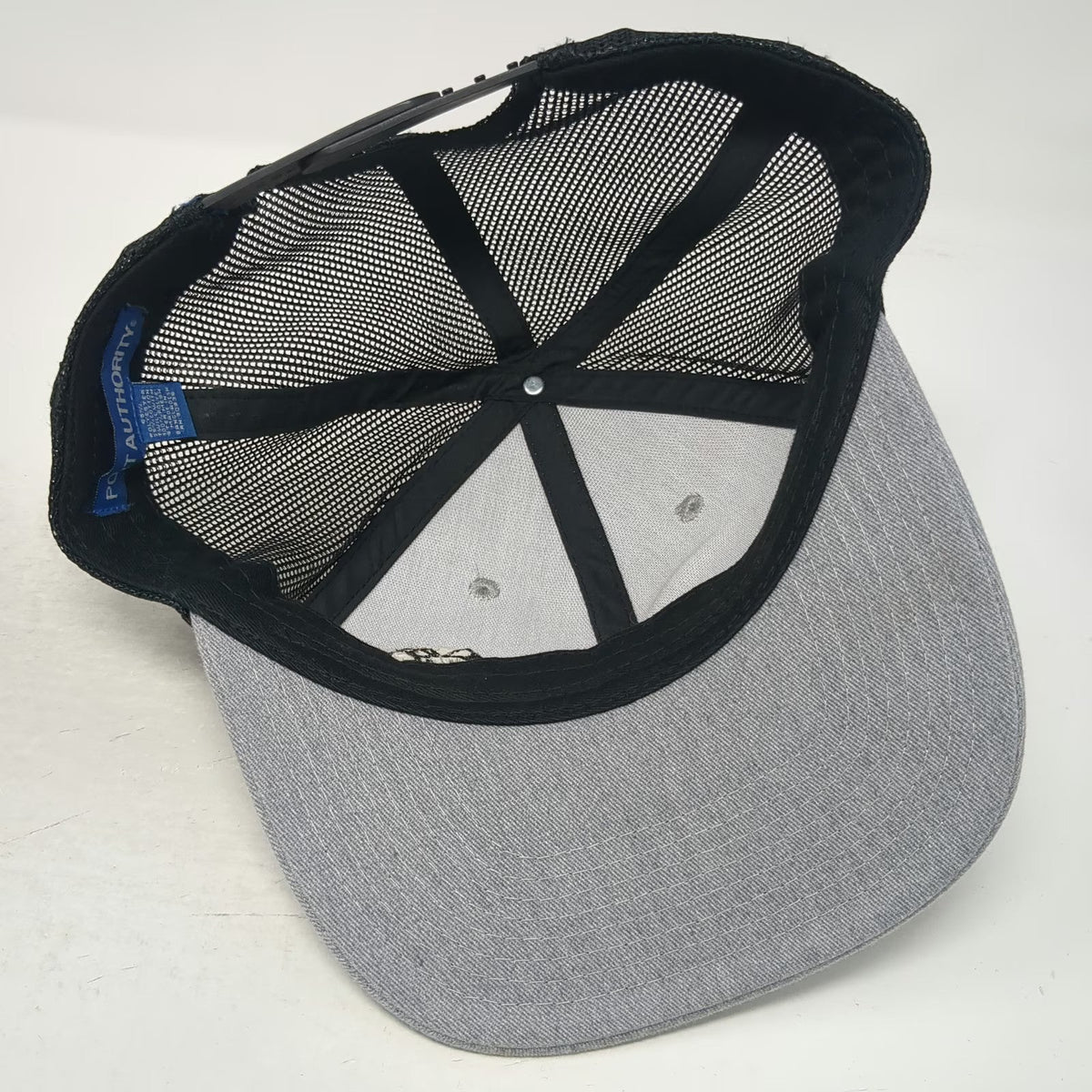 Port Authority Trucker Hat Gray Black Red White OSFM Mesh Snapback Smith Power
