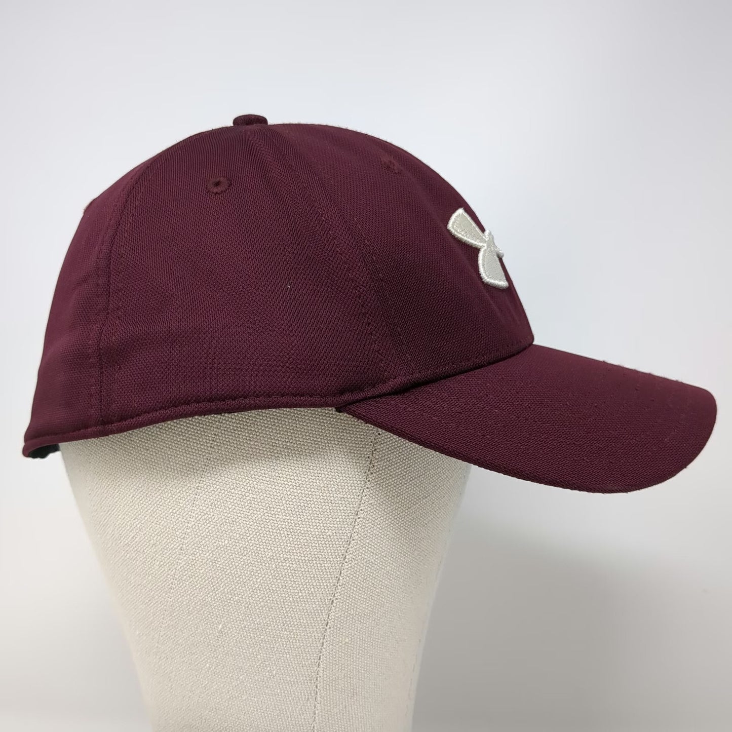 Under Armour Baseball Cap Red XL Stretch Fit Embroidered Logo Curved Brim Hat