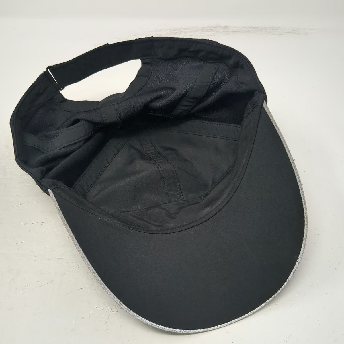 Nike Baseball Cap Black One Size Mesh Strapback Reflective Swoosh Running Hat