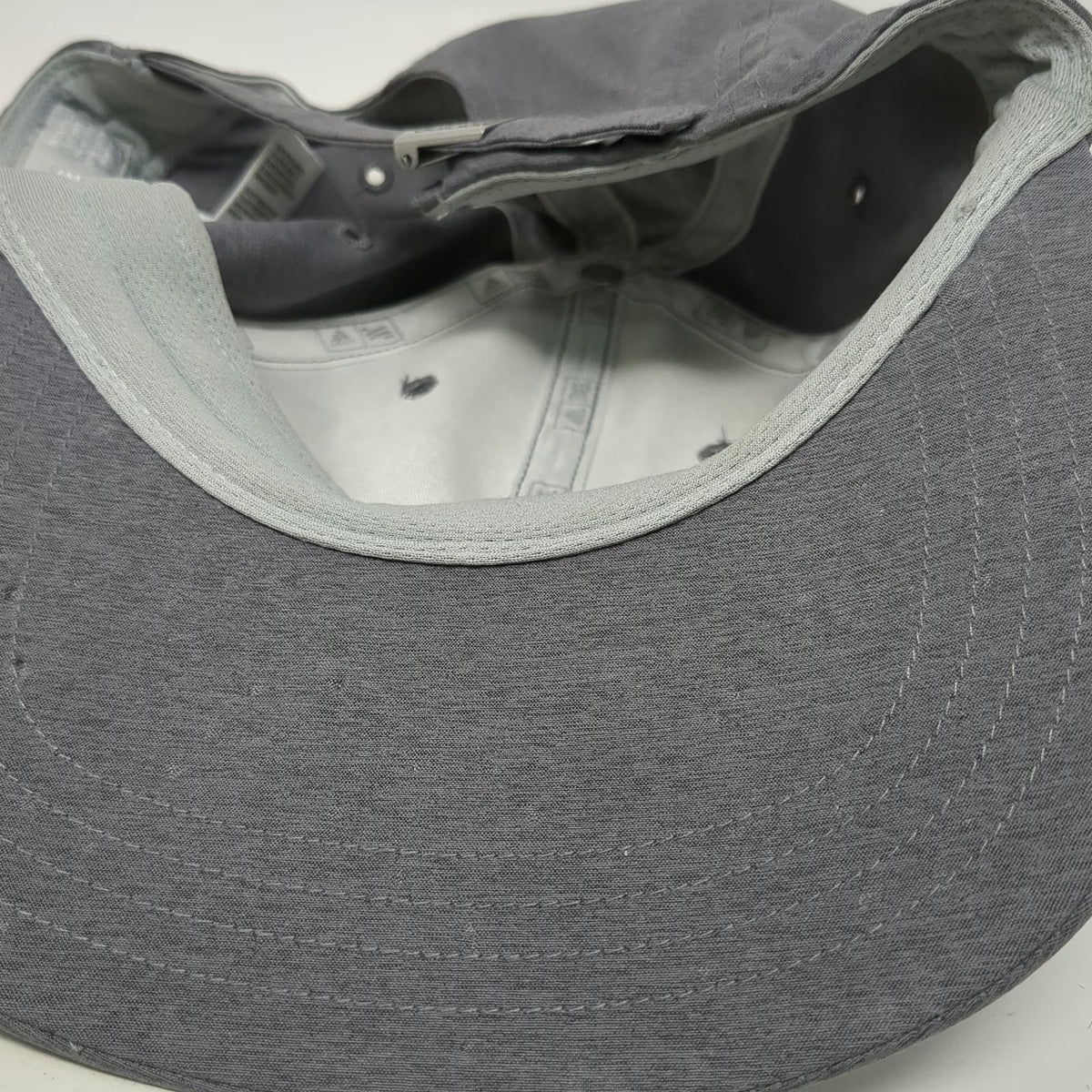 Adidas Baseball Cap Gray One Size Silver Logo Polyester Slideback Golf Sport Hat