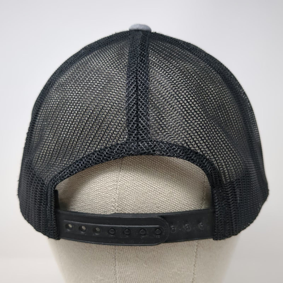 Yupoong Trucker Hat Gray Black OSFM Mesh Snapback Veteran Entrepreneur Alliance