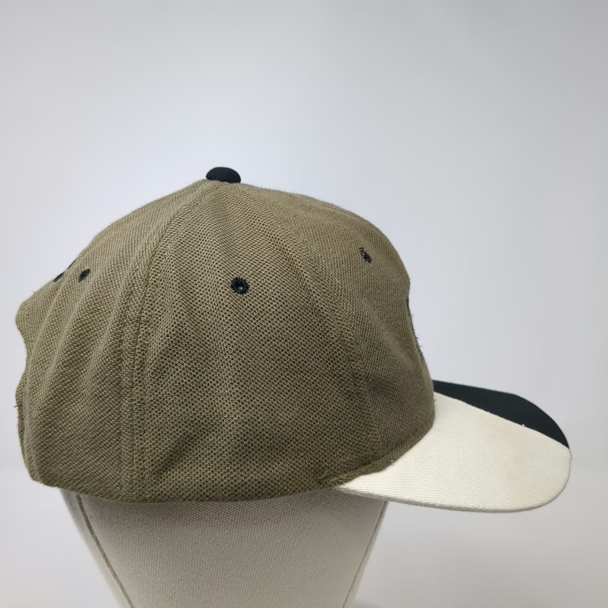 Hilton Snapback Green White Black One Size Handshake Chevron World Map Hat