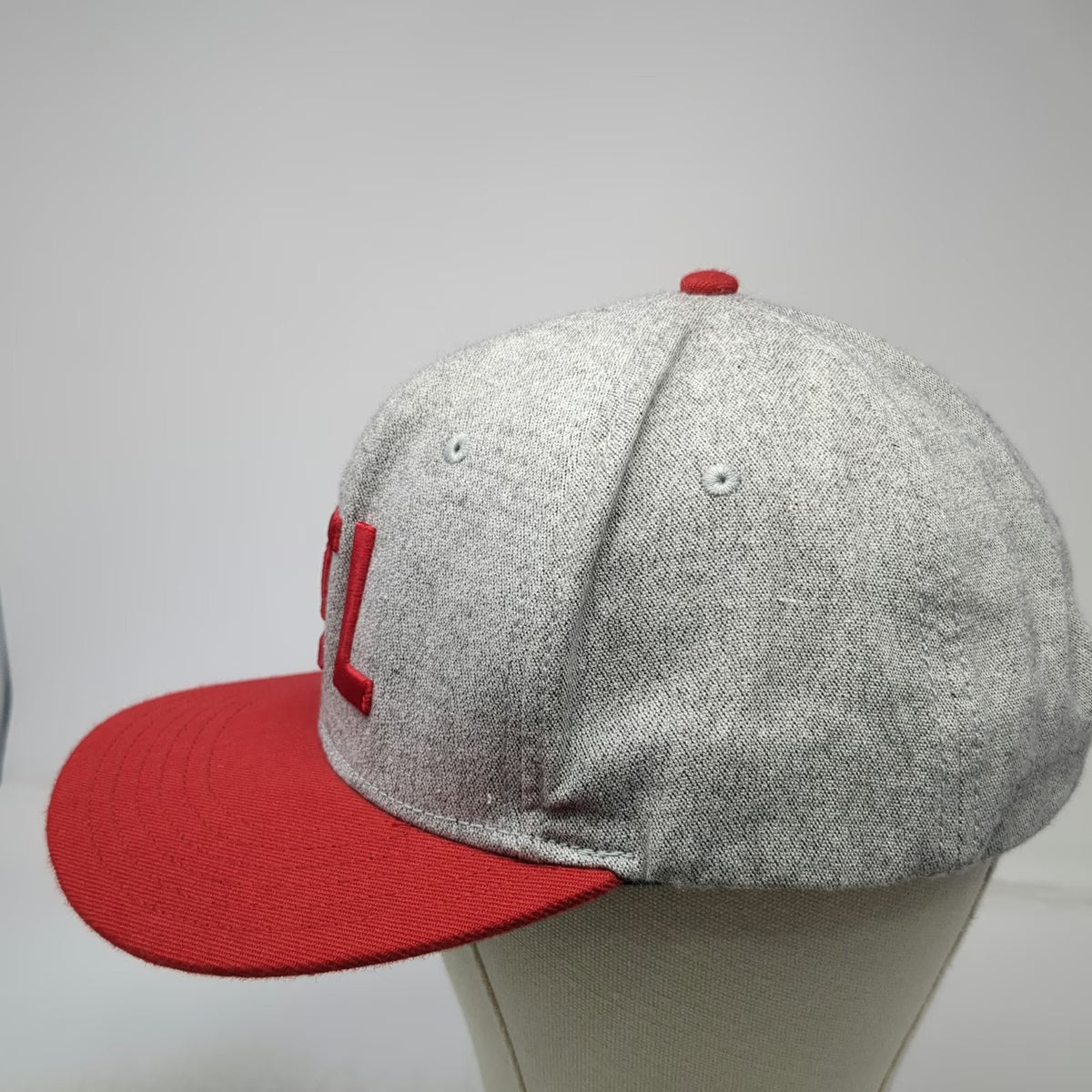 American Needle MLB St. Louis Cardinals Snapback Hat Gray Red One Size STL Cap
