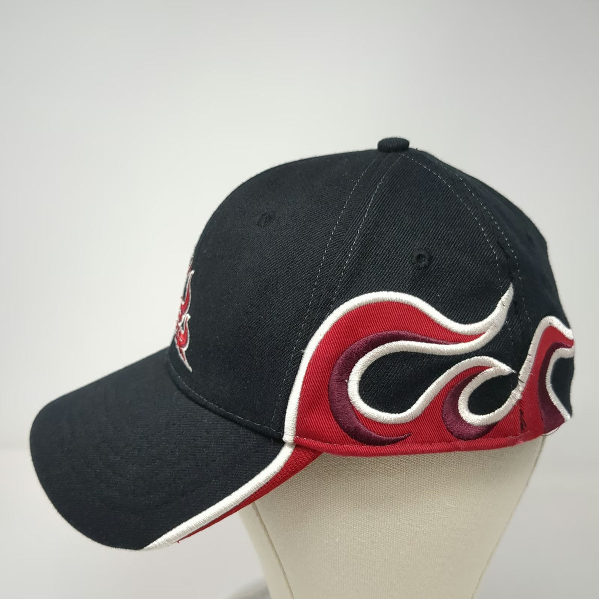 No Fear Baseball Cap Black XL Red White Purple Flame A-Flex Stretch Fit Hat