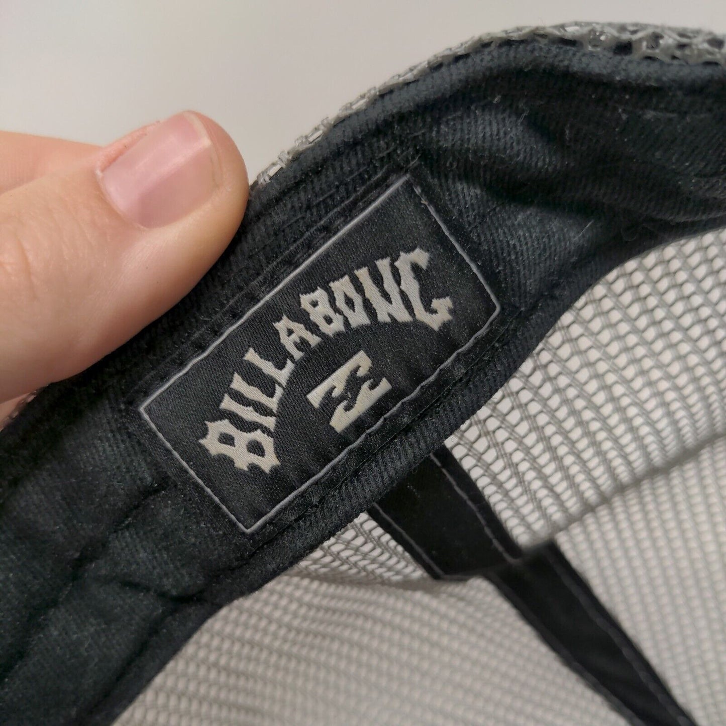 Billabong Snapback Trucker Hat Gray One Size Adjustable Mesh Back 6 Panel