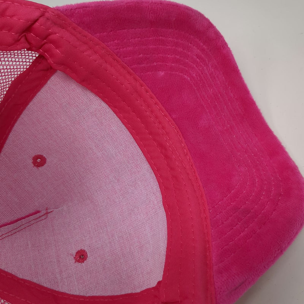 Juicy Couture Trucker Hat Pink One Size Velour Rhinestone Logo Snapback