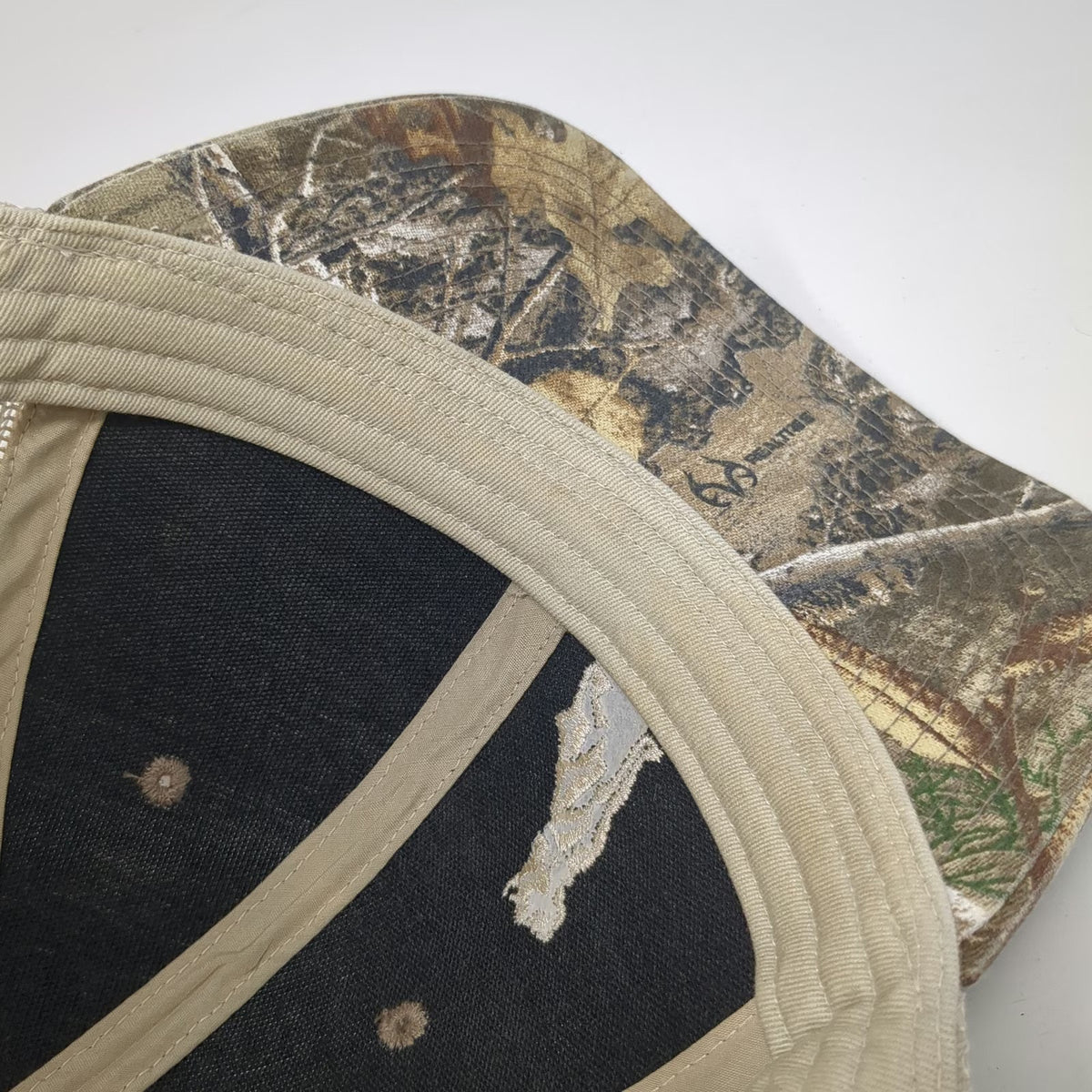 Outdoor Cap Mack Trucks Trucker Hat Green XL Mesh Snapback Realtree Camo McMahon