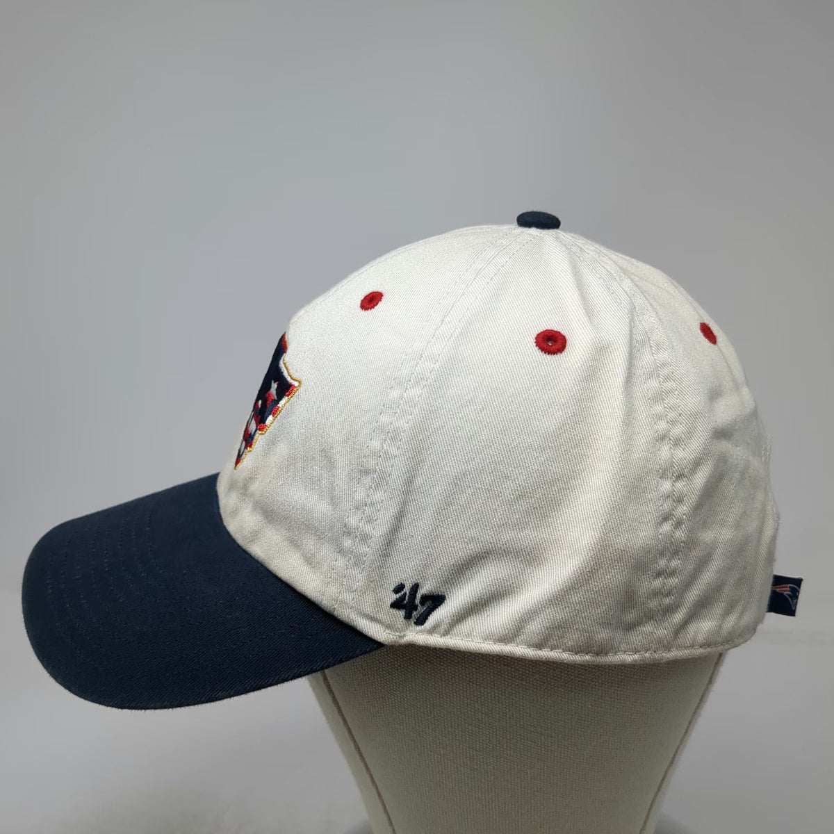'47 New England Patriots NFL White Cap One Size Slideback Blue Cotton Logo Hat