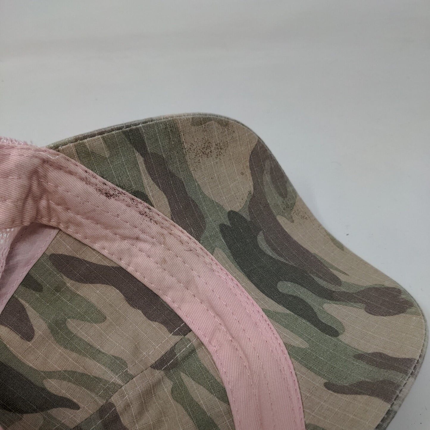 John Deere Snapback Mesh Back Trucker Hat Camouflage OSFM Tractor Girl