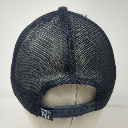 New York Yankees MLB New Era Trucker Hat Blue White One Size Mesh Snapback