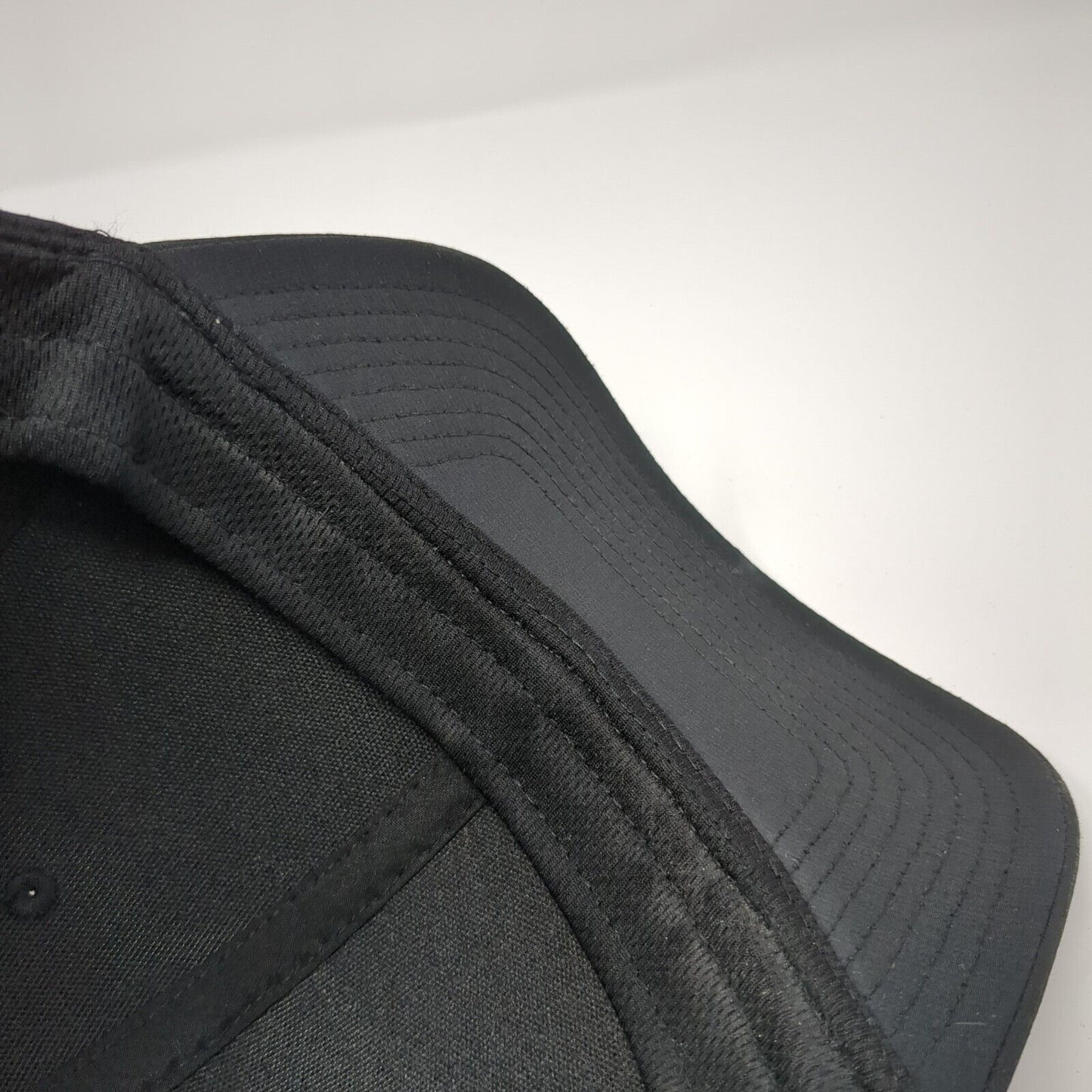 Quiksilver Strapback Hat Black OS Adjustable Lightweight Breathable 6 Panel