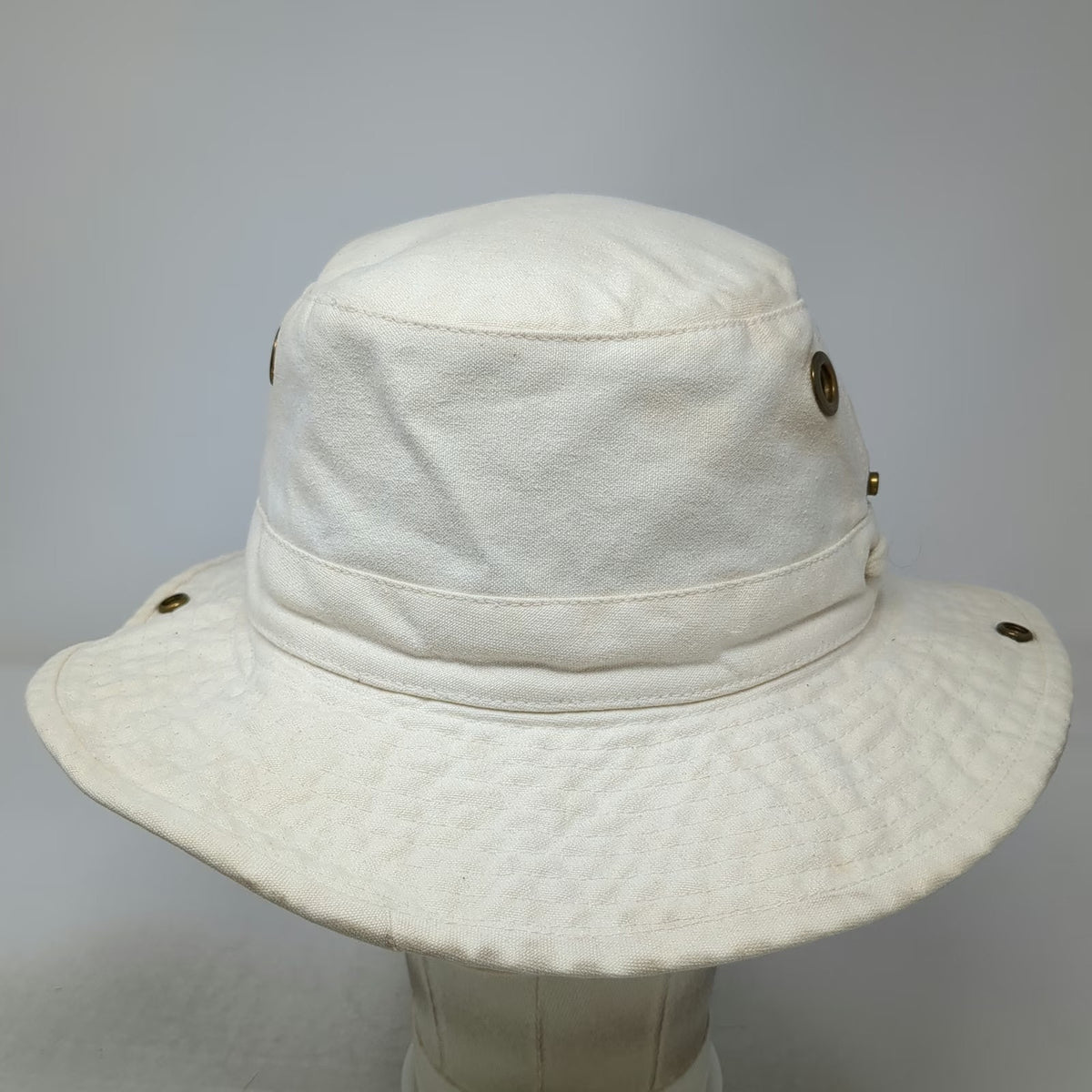 Tilley Boonie Hat Beige 7 1/2 Cotton Duck Made in Canada Float Snap Brim Strap