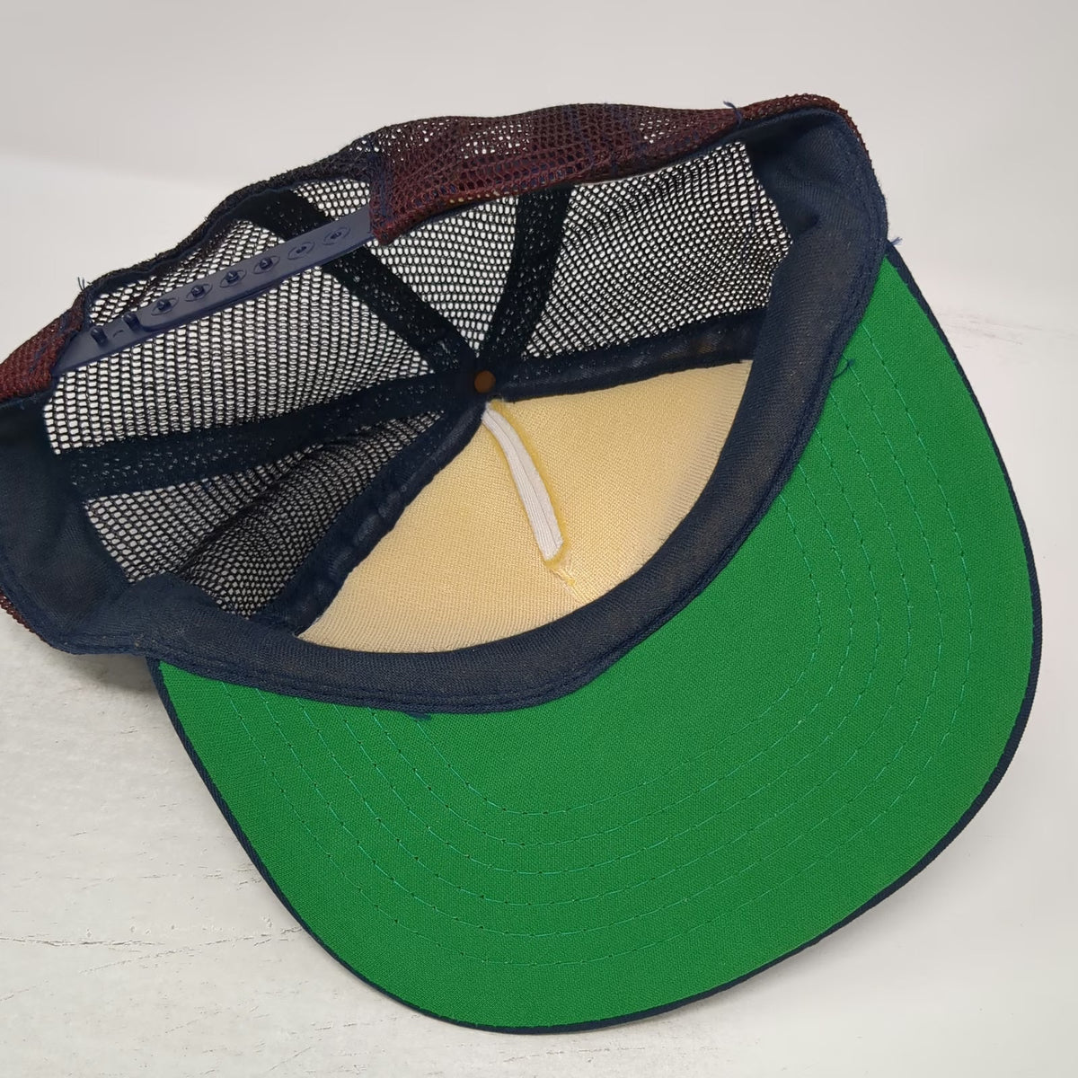 Trucker Hat Blue White L Moab Utah Hole n The Rock Snapback Mesh Back Foam Front