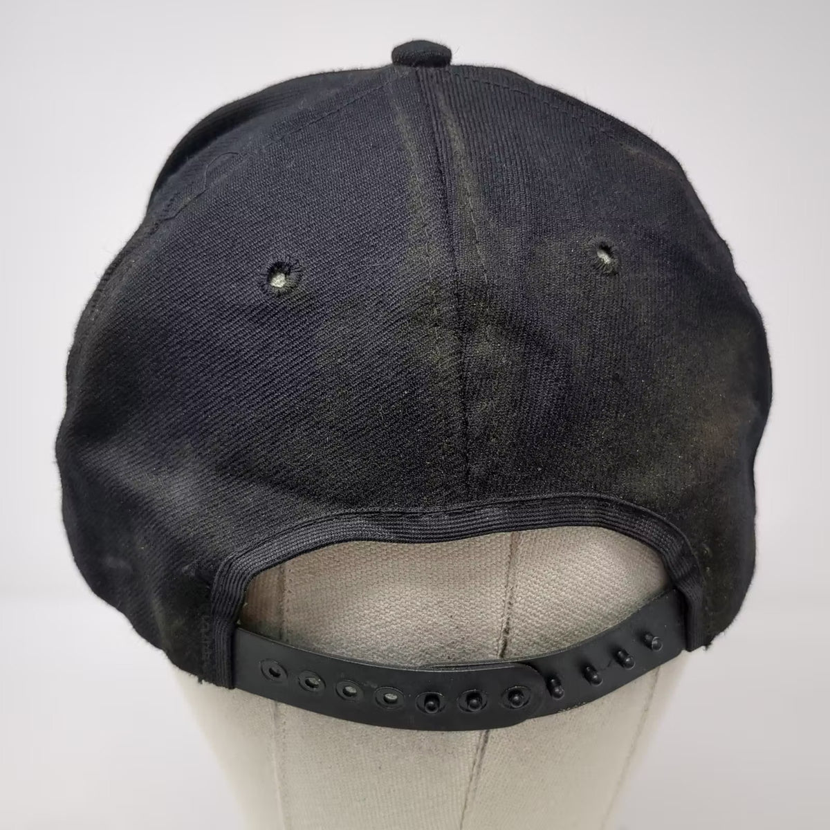 Roman Pro Snapback Hat Black One Size Embroidered IET Logo Adjustable Baseball