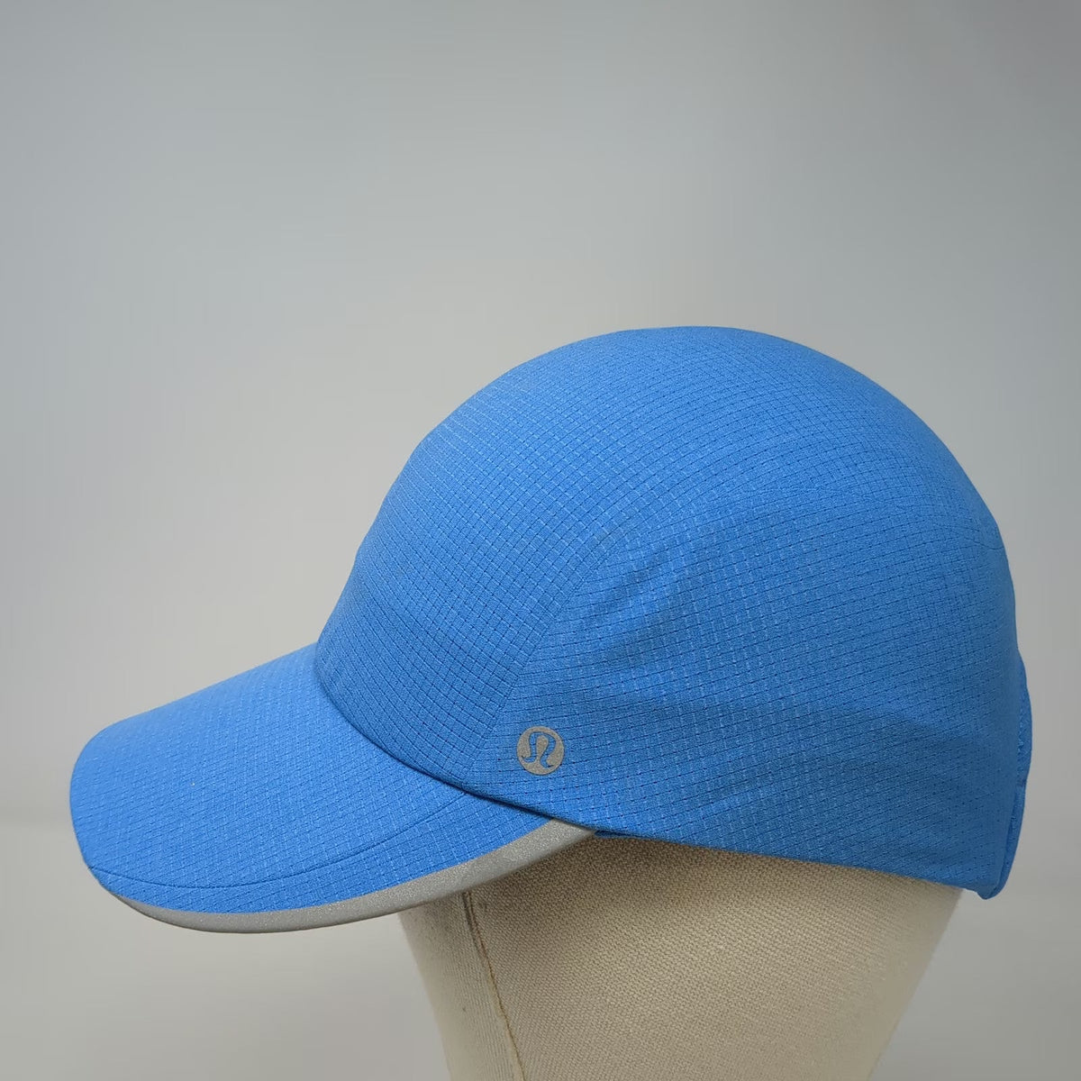 Lululemon Baseball Cap Blue One Size Reflective Logo Slideback Mesh Running Hat