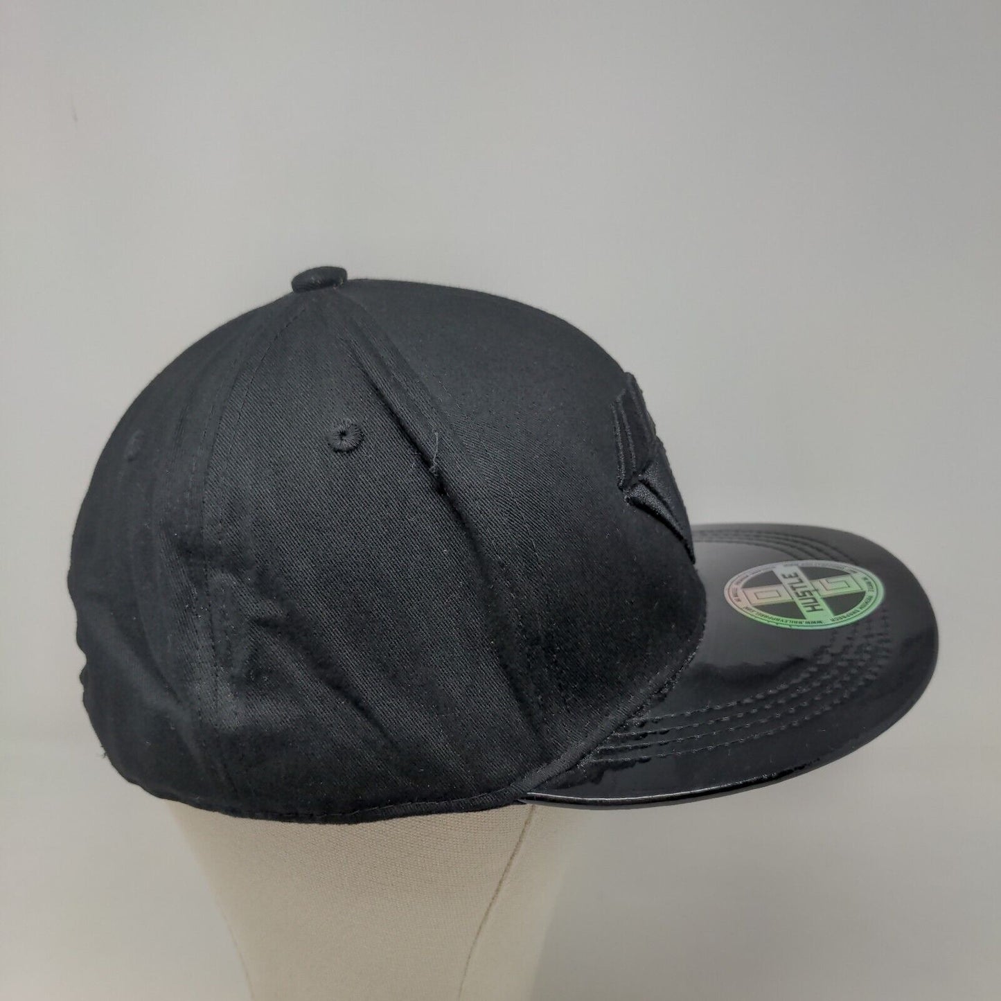 Hustle Men's Snapback Hat Black Size OS Embroidered Diamond Logo W/Sticker